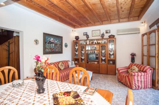 فيلا Fernanda'S Traditional 2 Floor House بوروس المظهر الخارجي الصورة